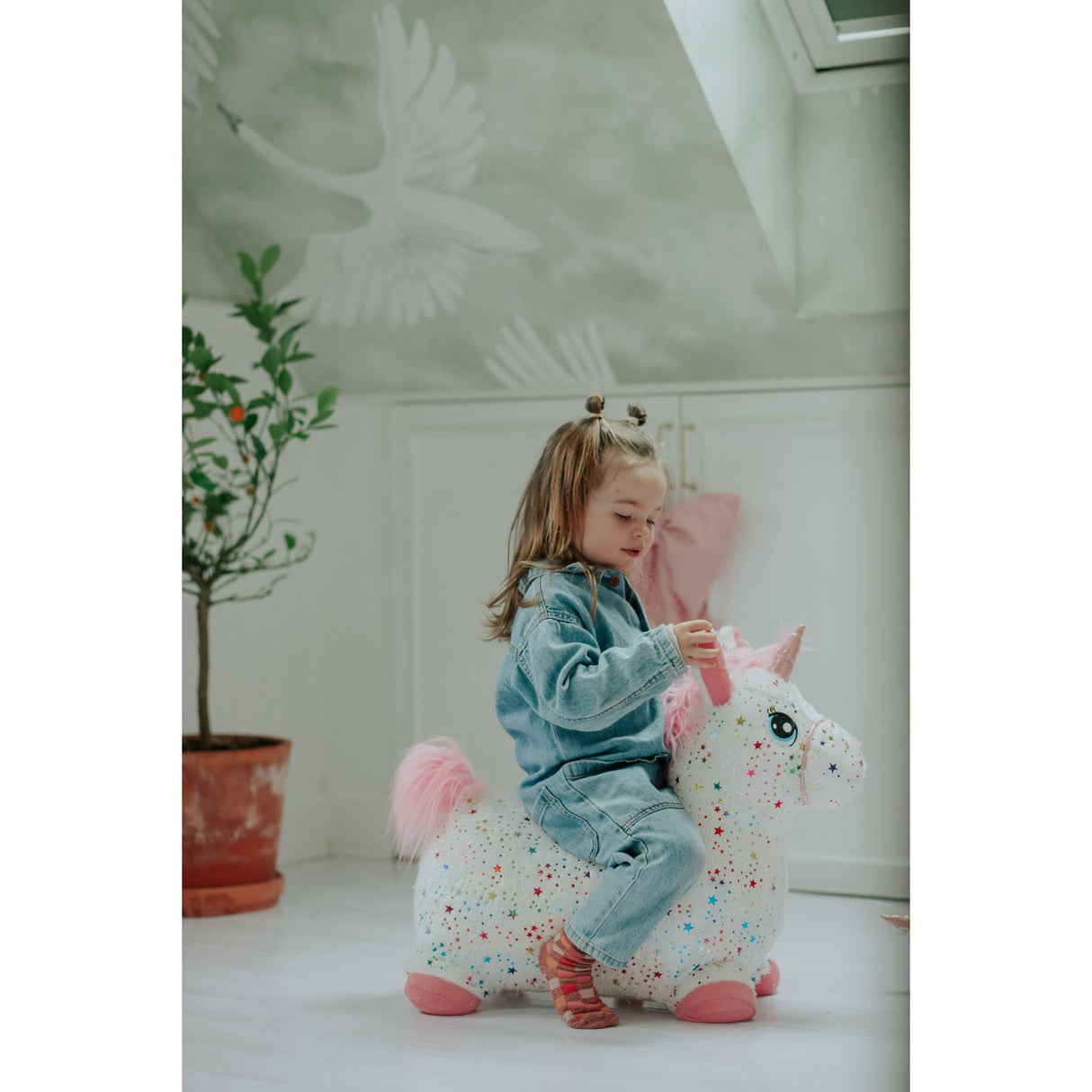 KREA® Hop & Bounce Plush Unicorn