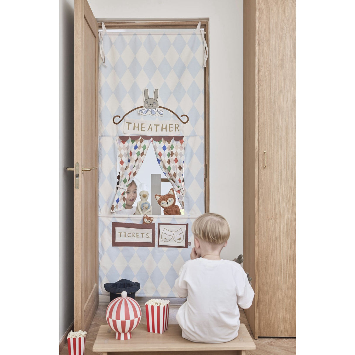 OYOY Multi Theater & Circus Play Door