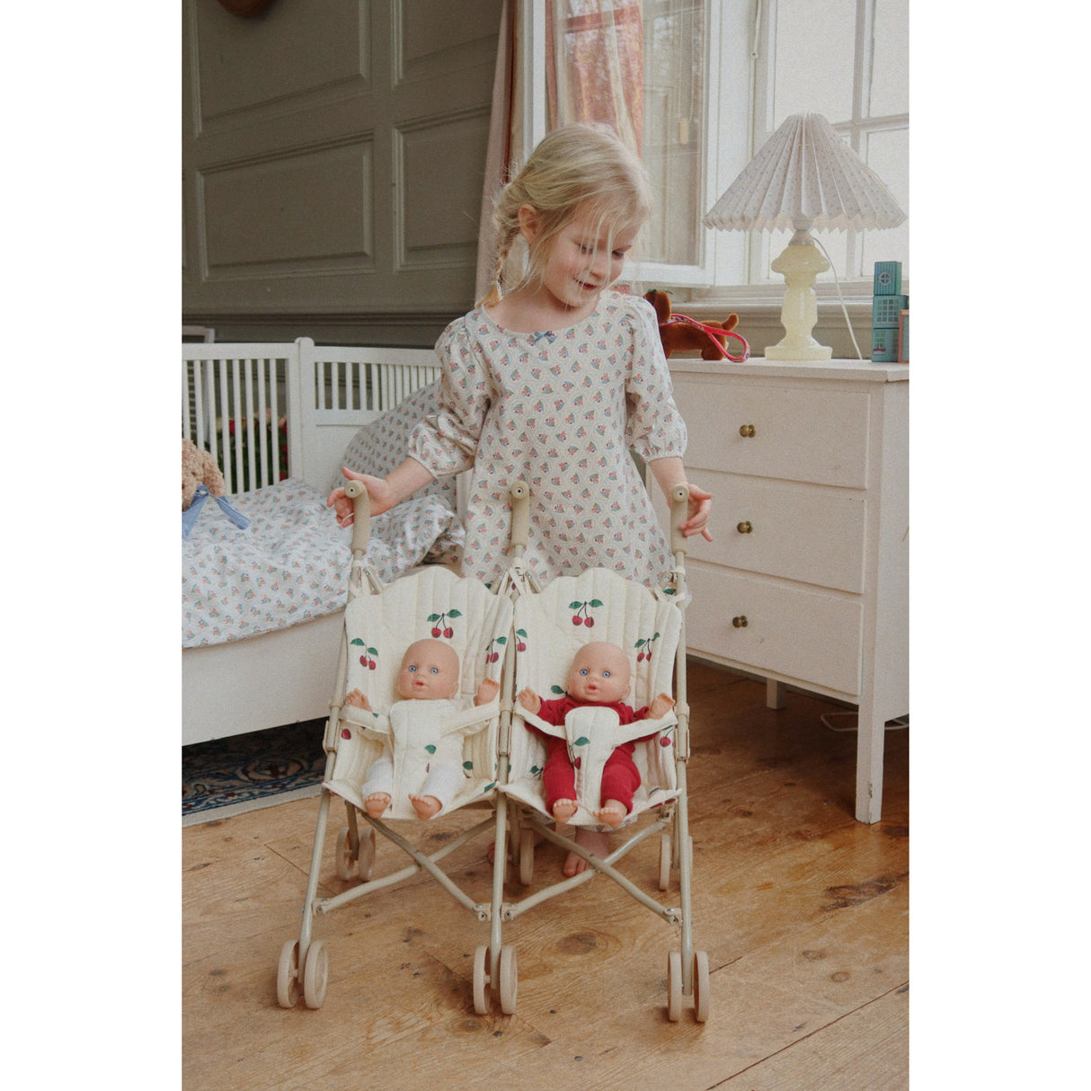 Konges Sløjd Ma Grande Cerise Twin Doll Stroller