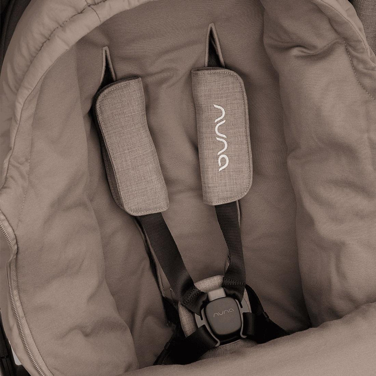 Nuna Cedar Triv LX All-Season Set W/Ad&Rc&Cc