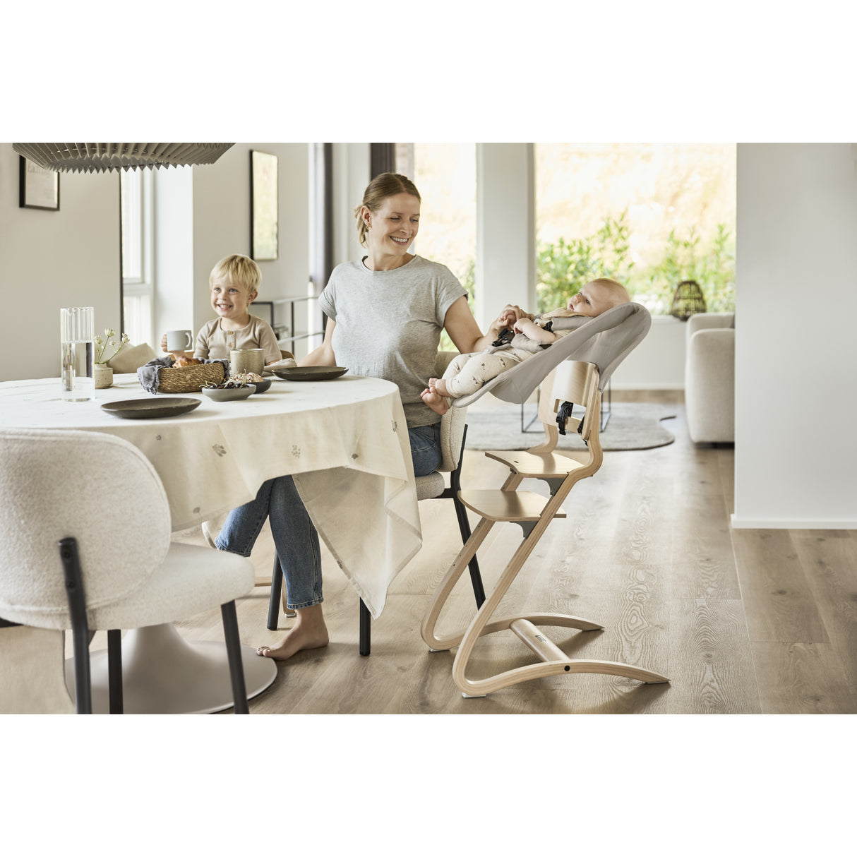 Leander Cappuccino Newborn Seat For Leander Highchair