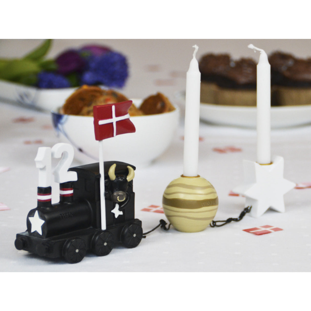 Kids by Friis Tyren Birthday Train M. Planet Og Stjerne