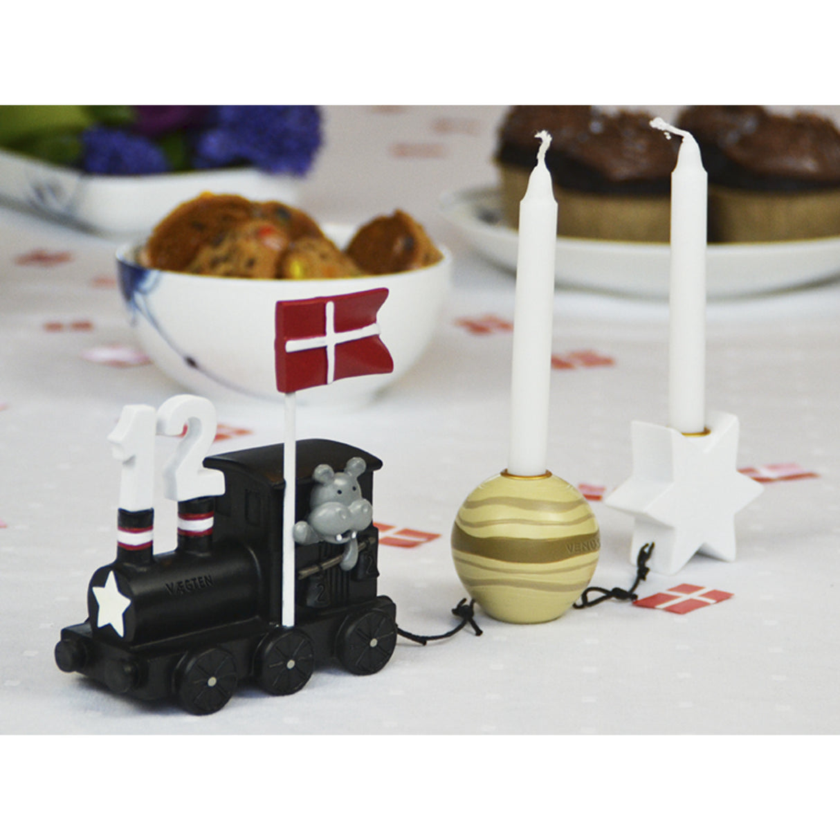 Kids by Friis Vægten Birthday Train M. Planet Og Stjerne