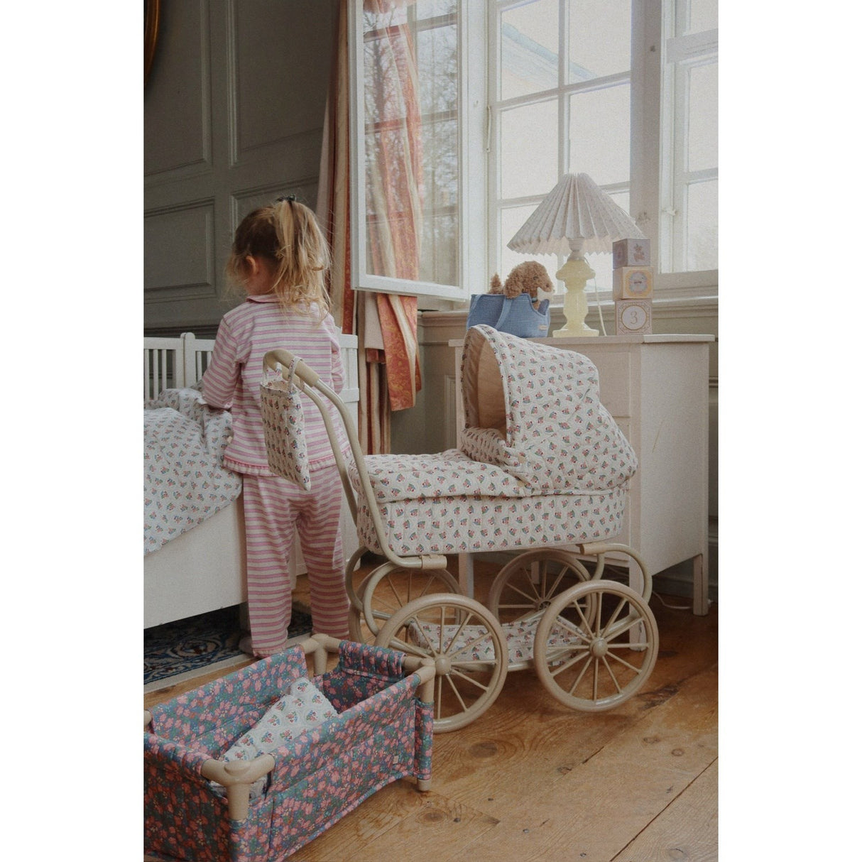 Konges Sløjd Verona Blues Minnie Doll Pram