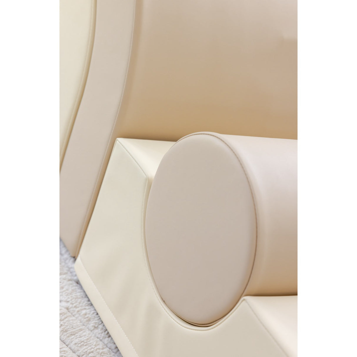 Tumble Time Rainbow 7-piece tumbling set in vegan PU leather