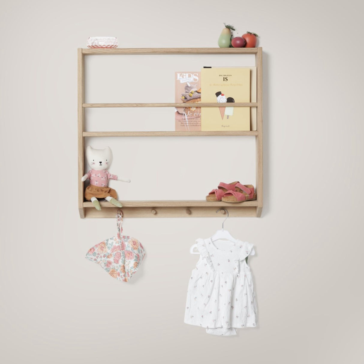 KAS Kopenhagen Natural Oil Eli Shelves With Hooks