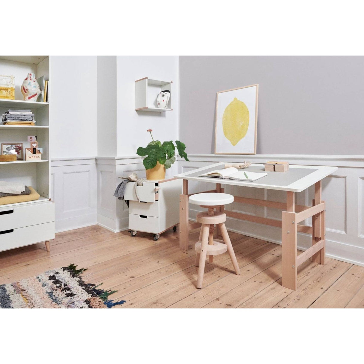 Manis-h Snow White Justerbart Skrivebord With Stel I Bøgetræ