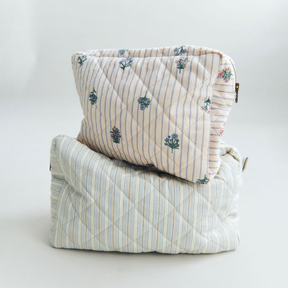 Wheat Blue Ocean Stripe Wash Bag Small Ziggy