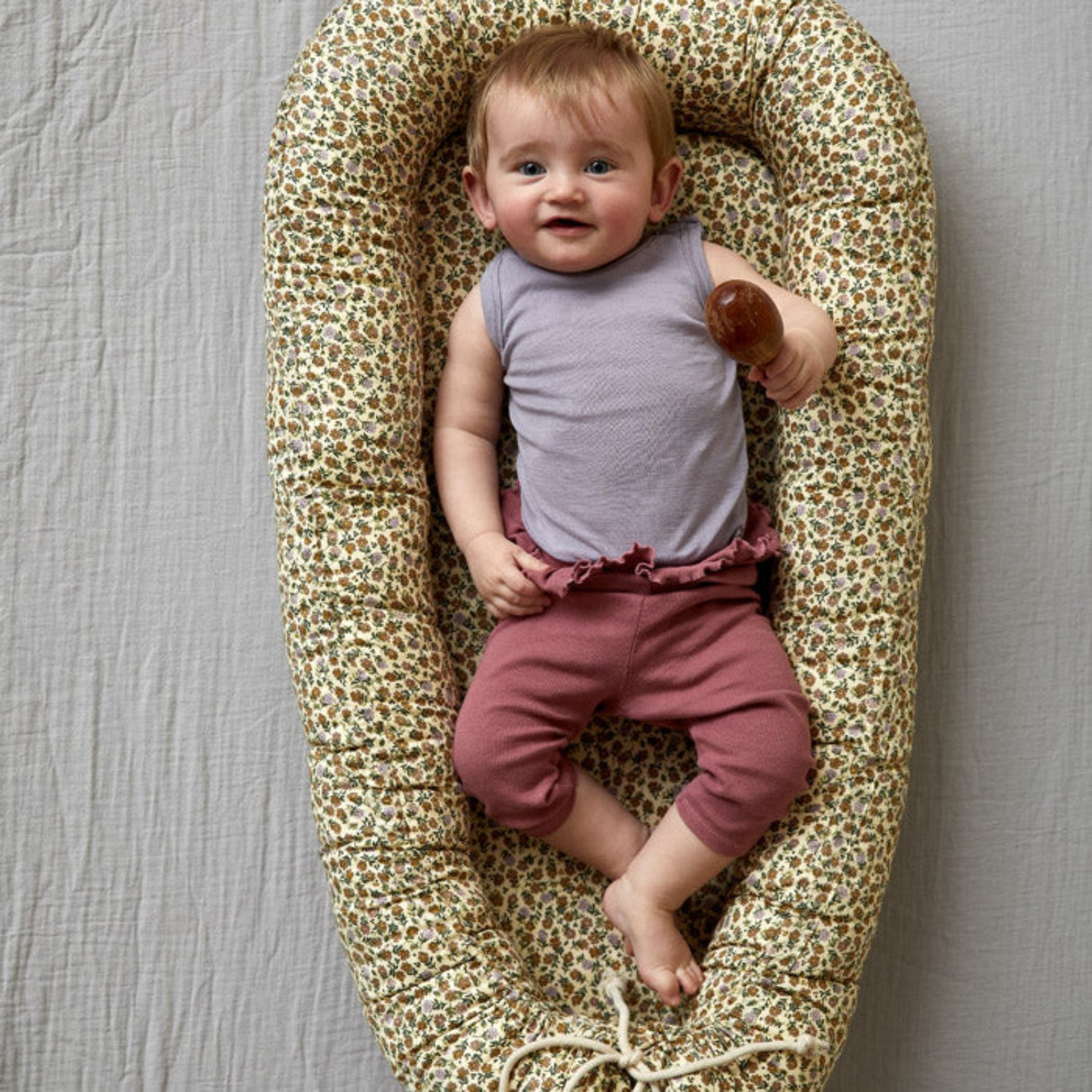 by KlipKlap Lilac Wild Flower Baby Nest