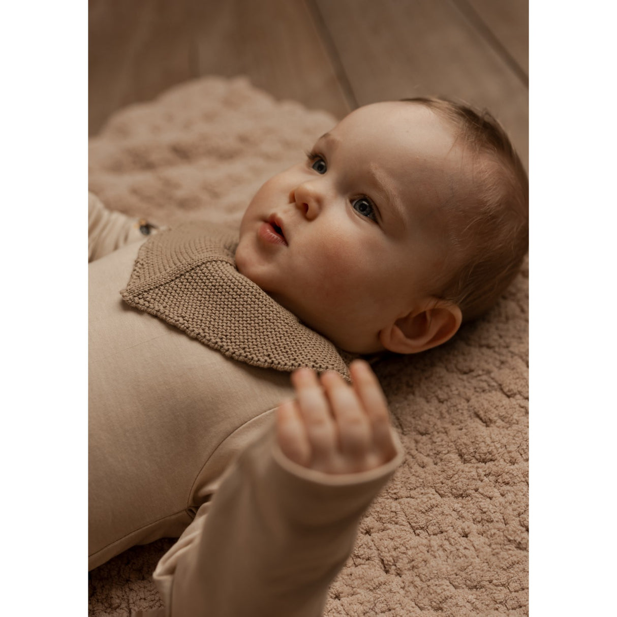 Hanevild Crockery Drool Bib - Baby