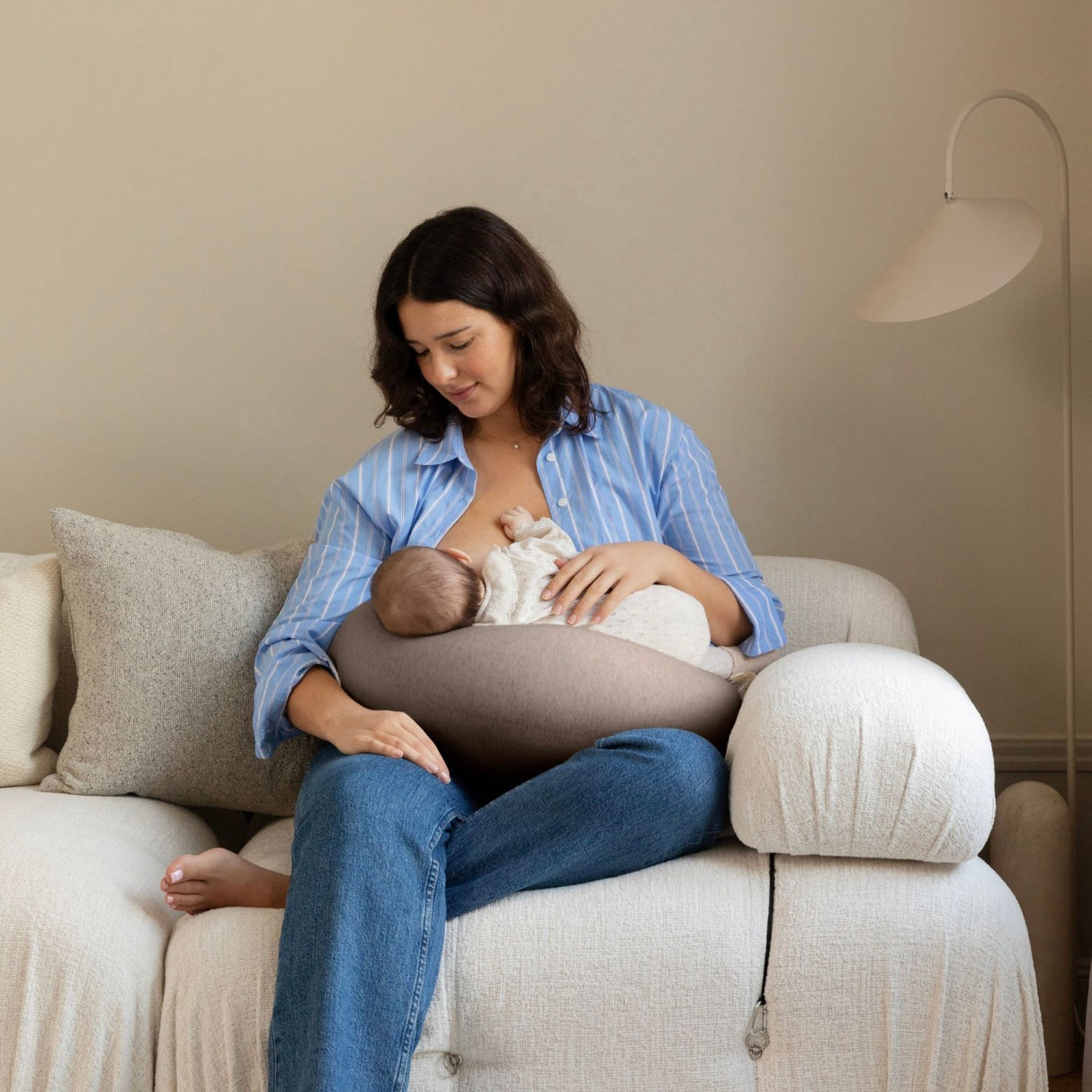 bbhugme Hazel Brown Nursing Pillow