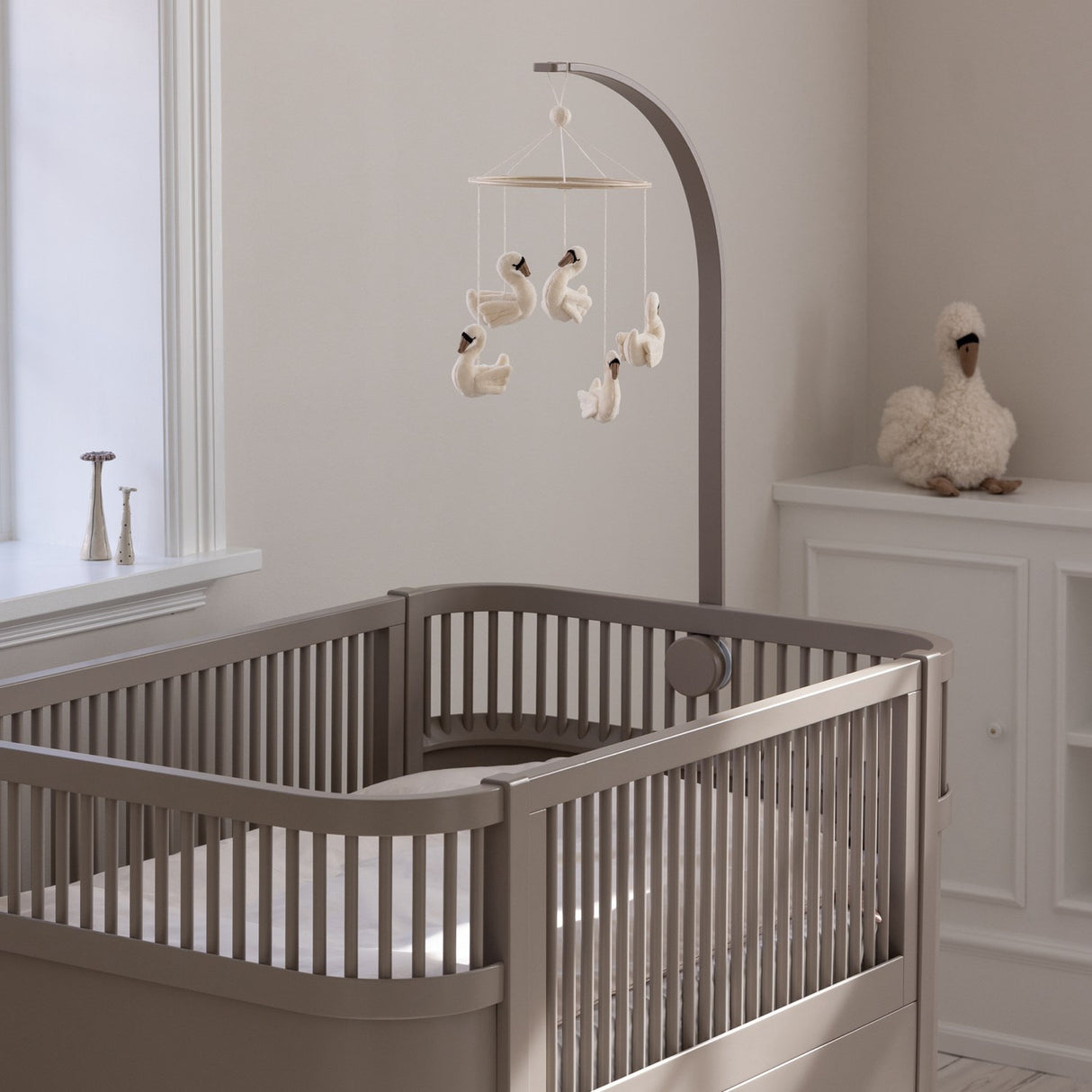Sebra Jetty Beige Mobile And Canopy Holder