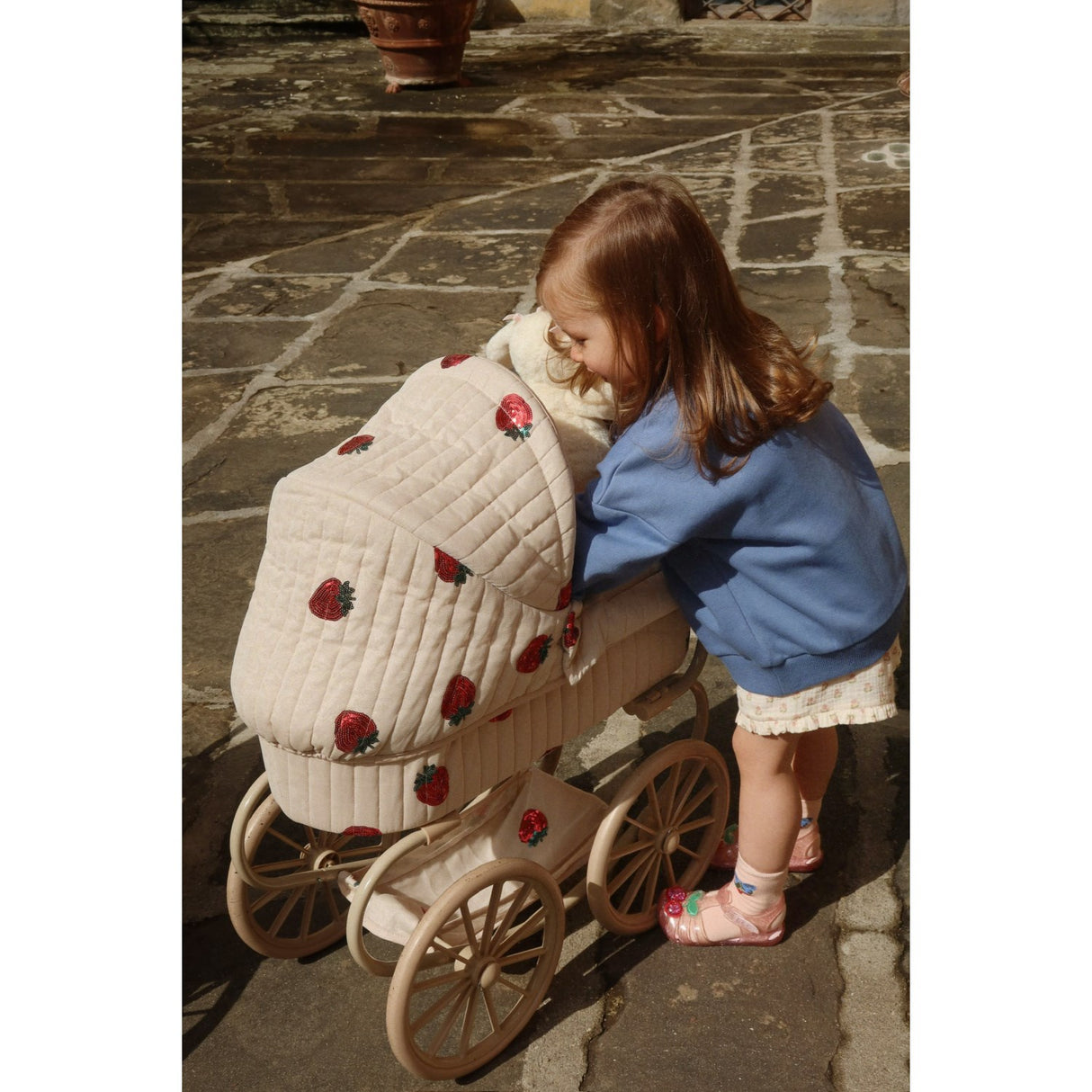 Konges Sløjd Strawberry Minnie Tulle Doll Pram