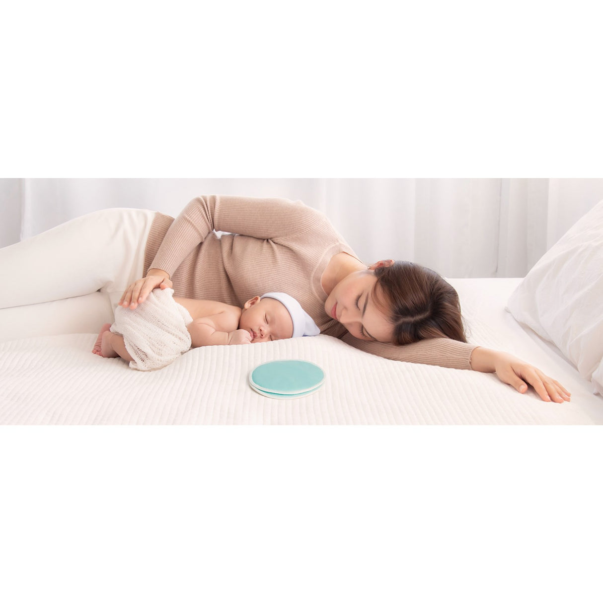 Momcozy Natural Reusable Nursing Pads 14-Pack Thick