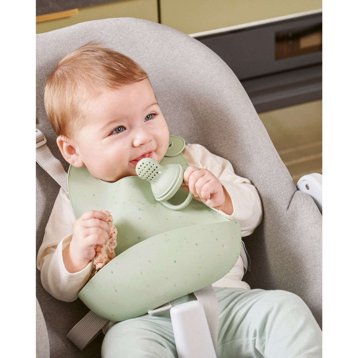 Babymoov Multi Silicone Containers & Feeder Set