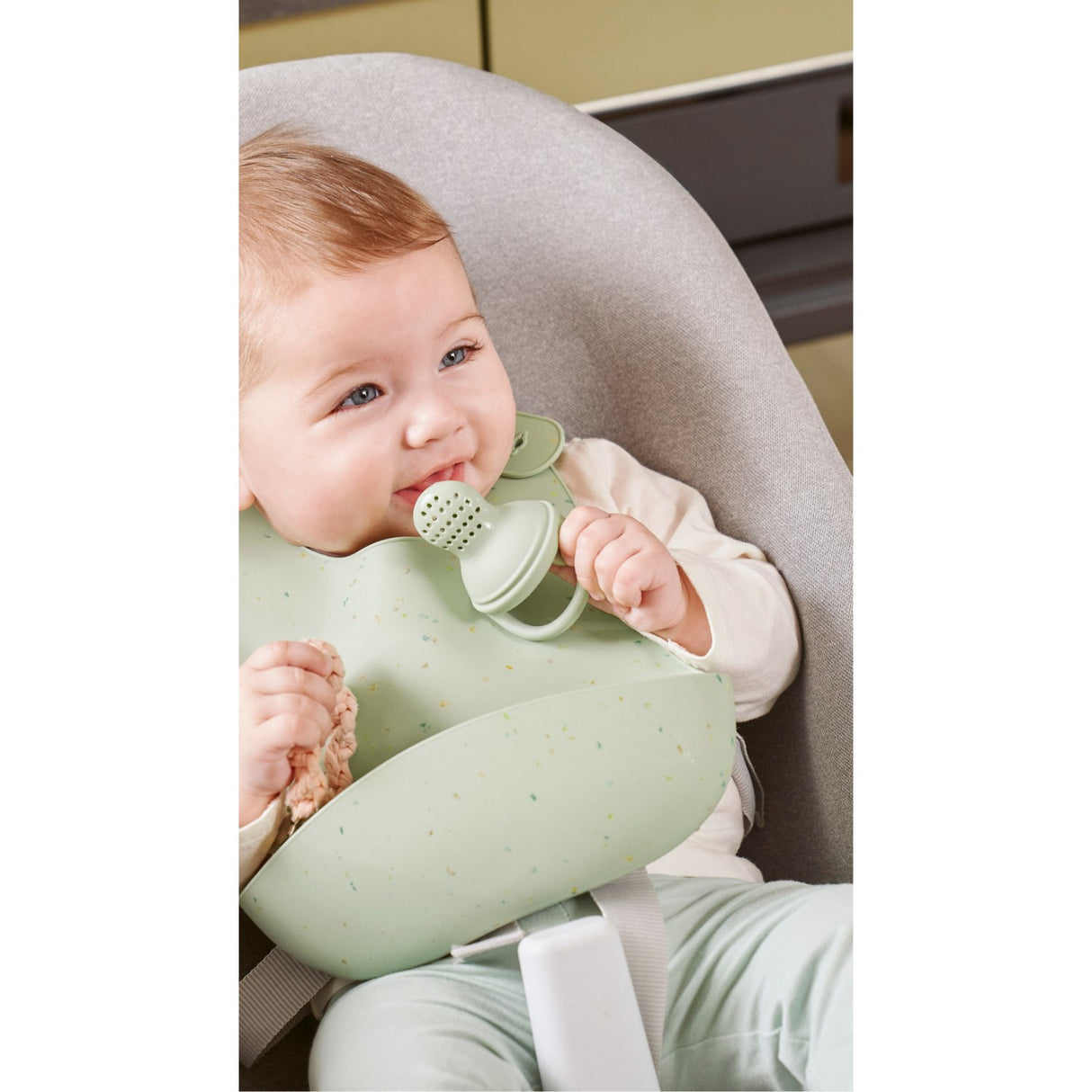 Babymoov Multi Silicone Containers & Feeder Set