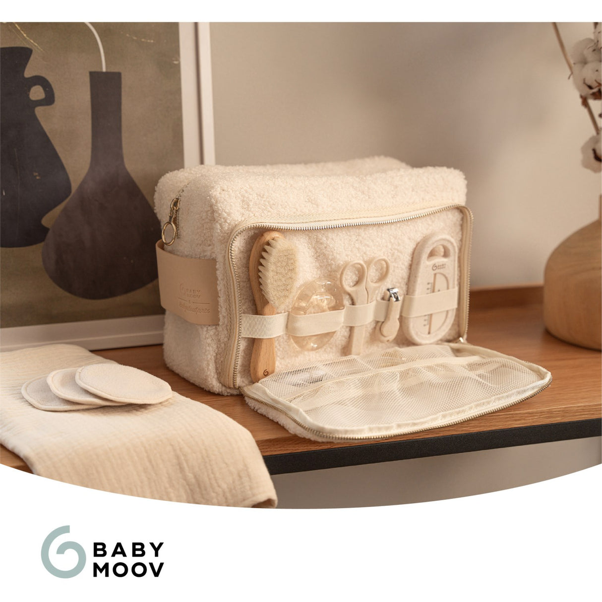 Babymoov Curl White Toiletry Set