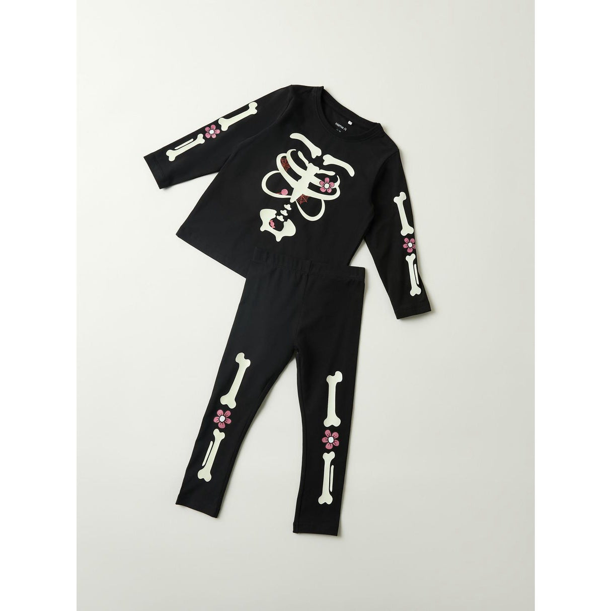 Name It Black Red Orange Nmnowina Night Set