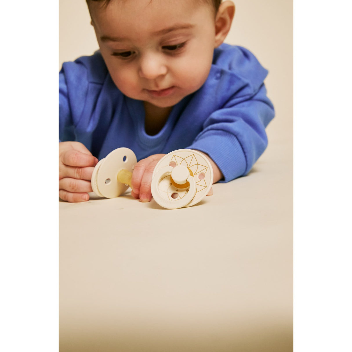 Bibs Ivory Gold Black Gold Pacifier Studio Colour 4 Pack Noor & Layl Latex