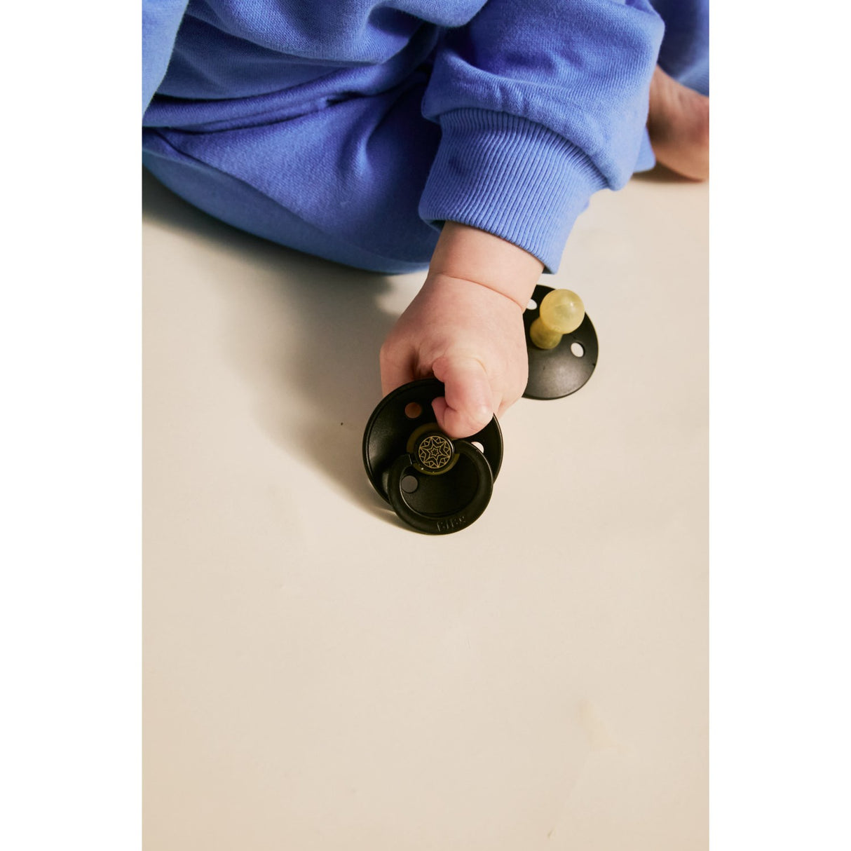 Bibs Black Gold Pacifier Studio Colour 2 Pack Layl Latex