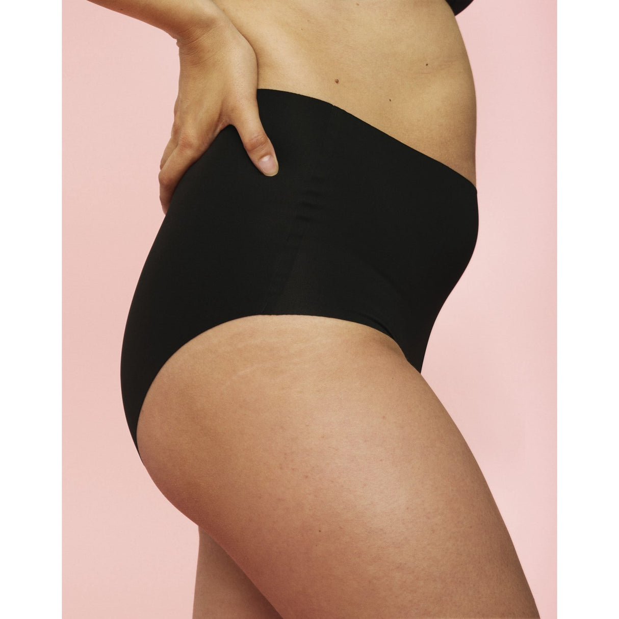 momkind Black Ultra Seamless High-Waist Briefs, 2-Pack