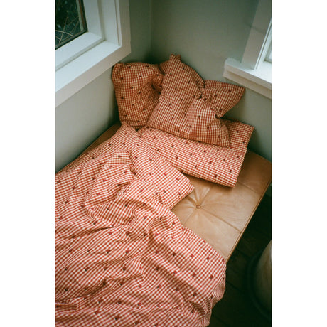 Flöss Berry Gingham Molly Duvet + Pillow Junior