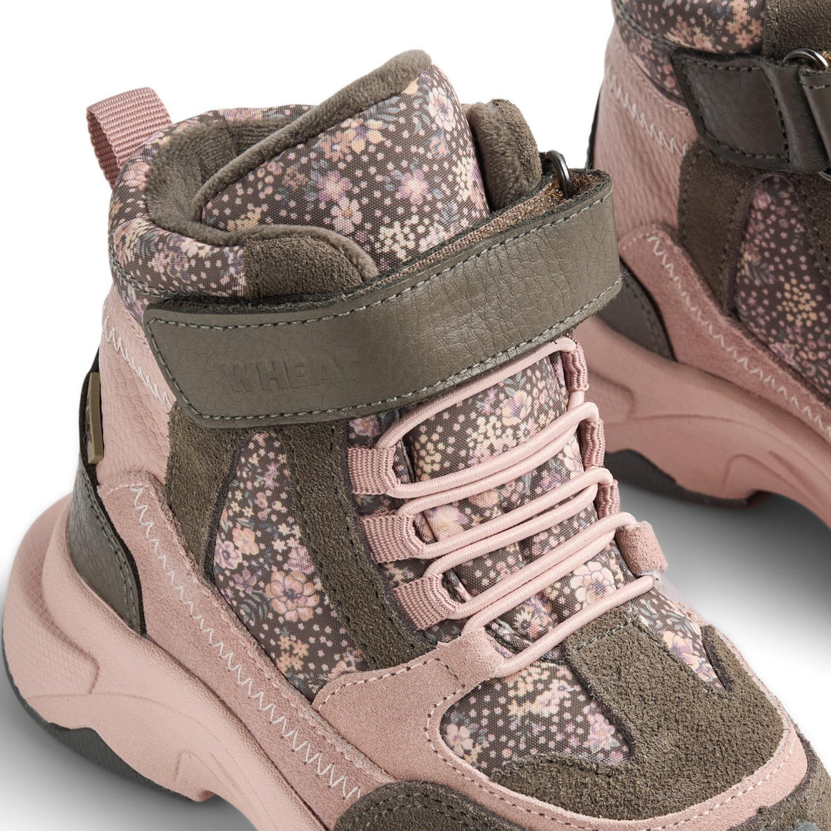 Wheat Dry Wood Snow Flowers Sneaker Bootie Muni 2.0 Tex