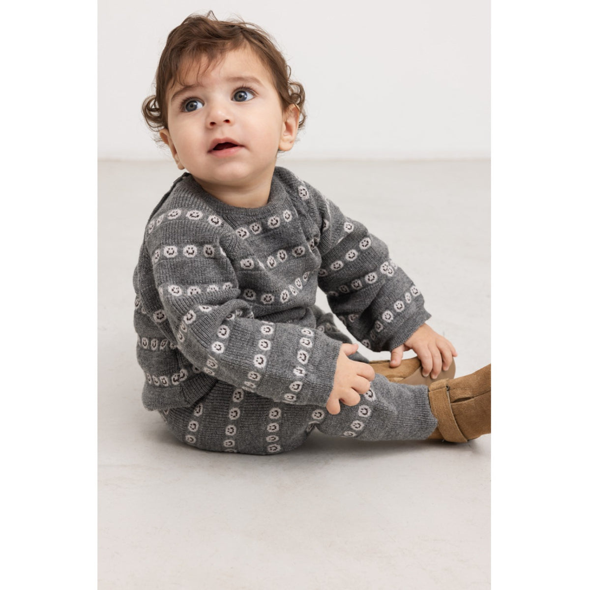 MarMar Light Cotton Wool Pattern Creamy Smiles Torin B Knitted Blouse