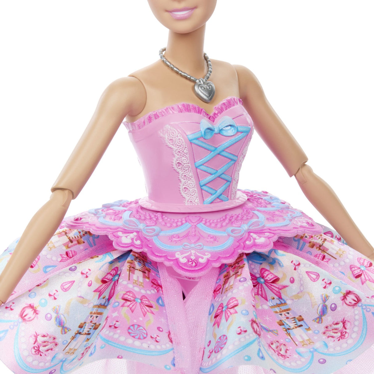 Barbie® Deluxe Feature Dukke Clara