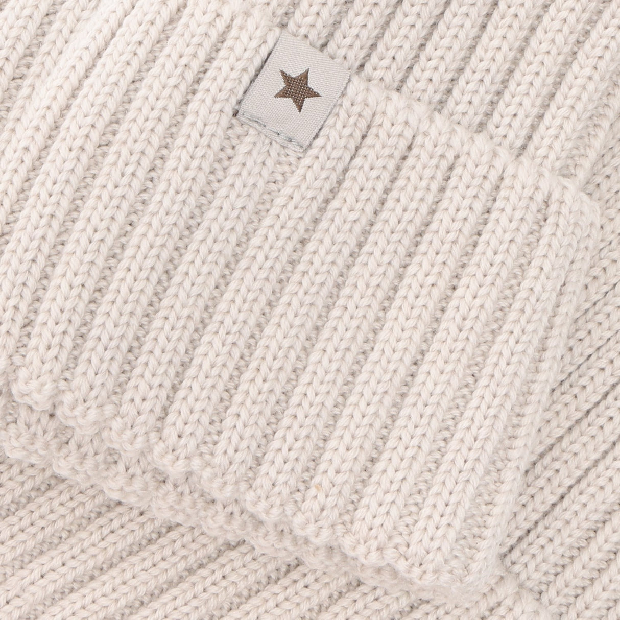 Huttelihut Sand Melange Beanie Wool Knit
