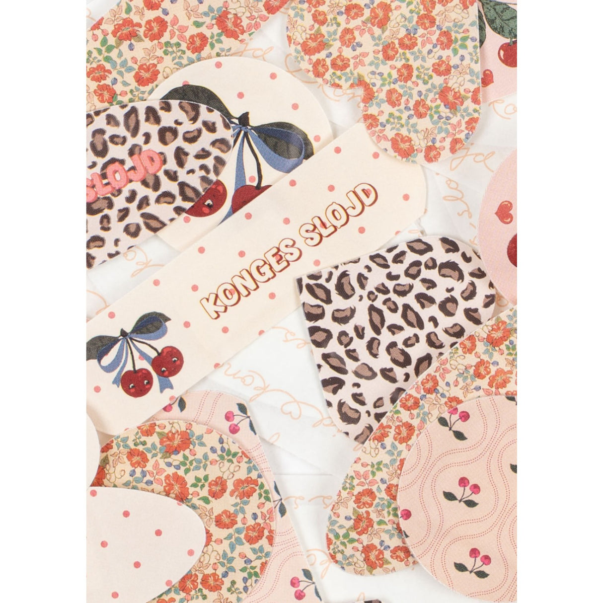 Konges Sløjd Cherry Kiss And Comfort Bandages Eu