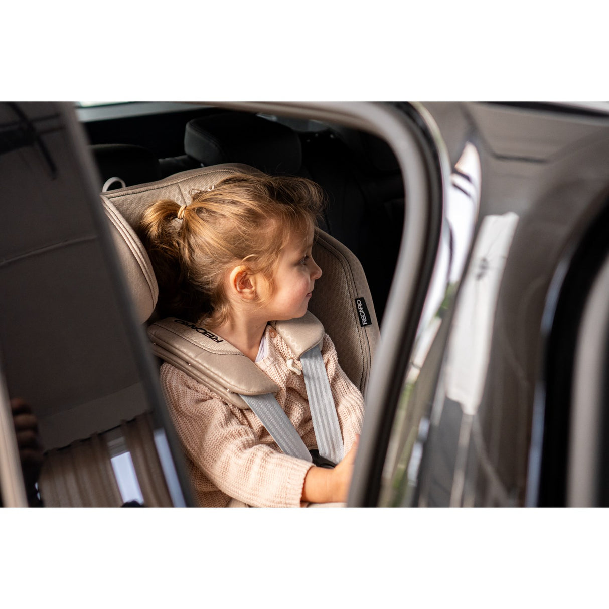 RECARO Elegant Beige Xenon 1 Car Seat
