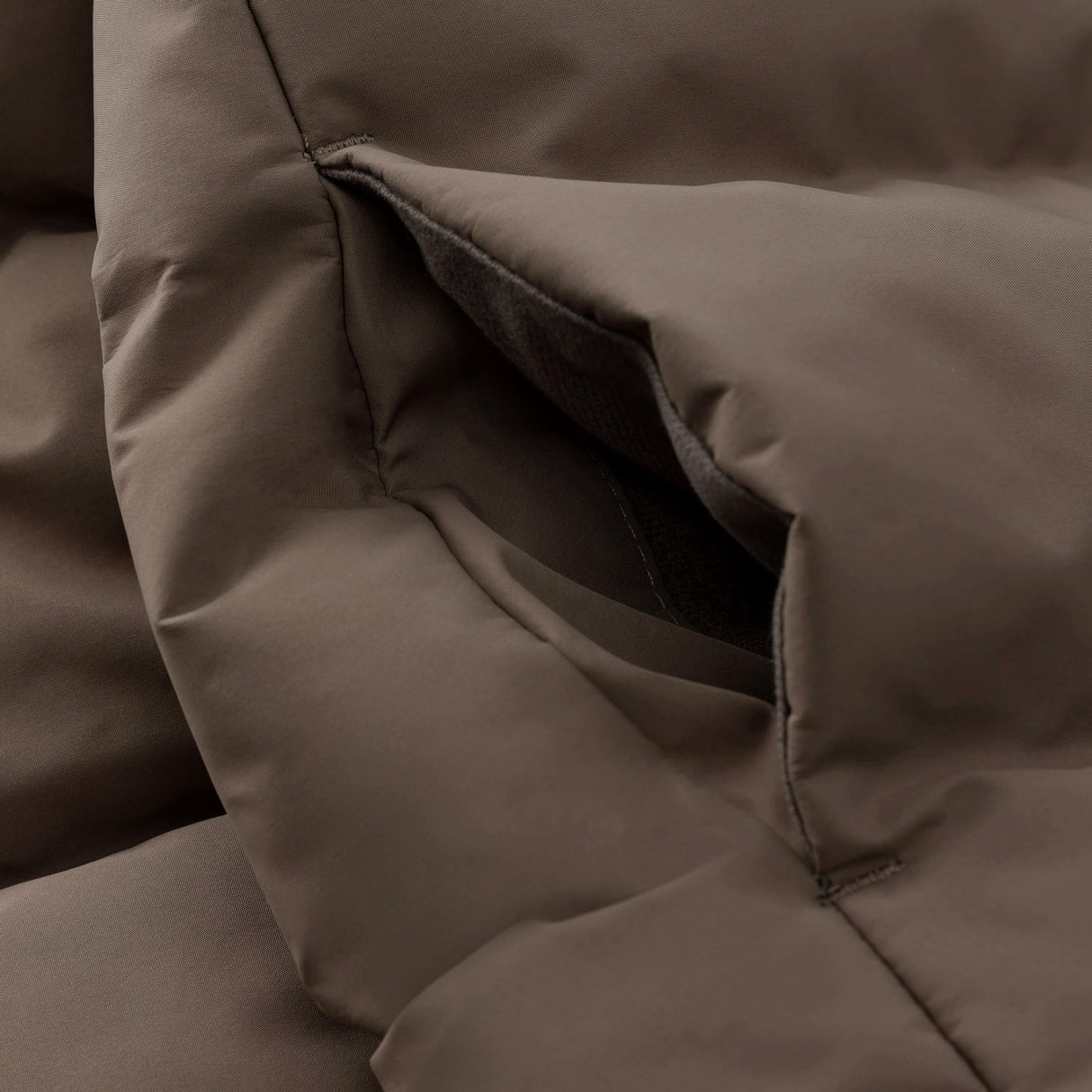 En Fant Pine Bark Jacket Quilt, Solid