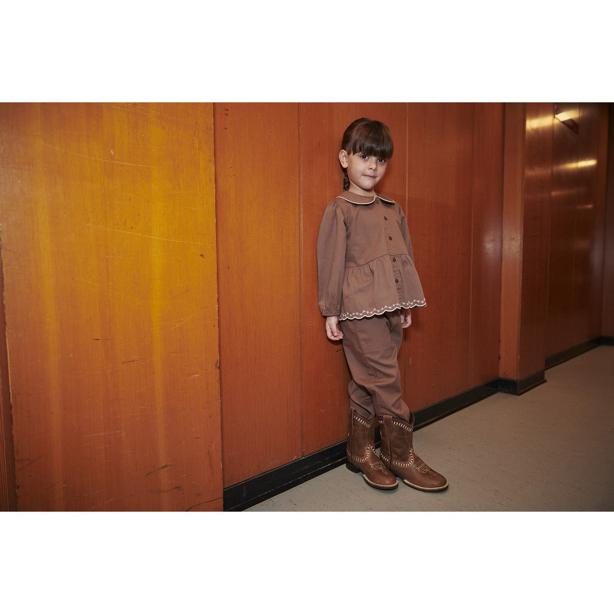 COPENHAGEN COLORS Walnut Twill Blouse W. Embroidery