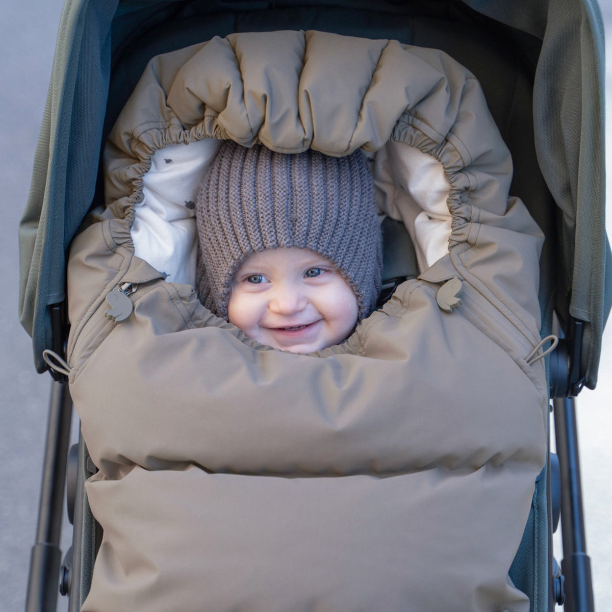 DonebyDeer Taupe Footmuff Winter