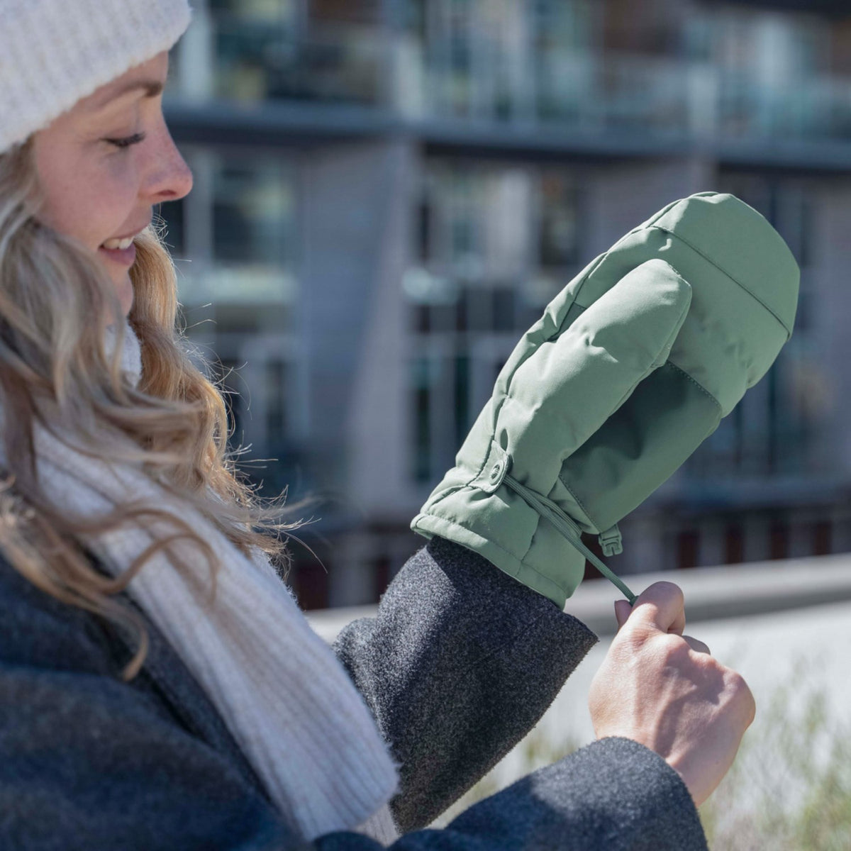 DonebyDeer Green Stroller Mittens