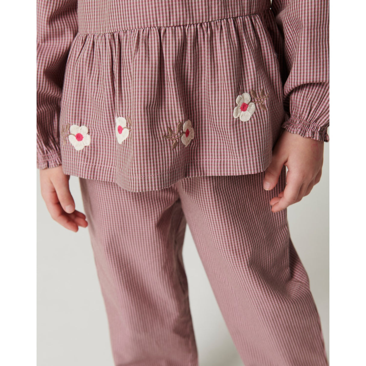 COPENHAGEN COLORS Winter Rose Check Comb. Blouse W. Flower Embroidery