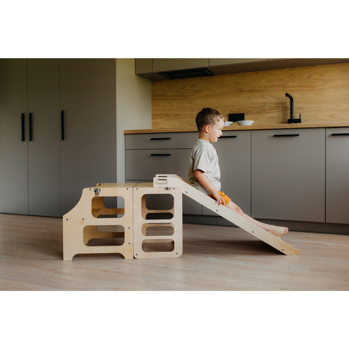 Duck Woodworks Natural Foldable EC Kitchen Tower With Slide Set