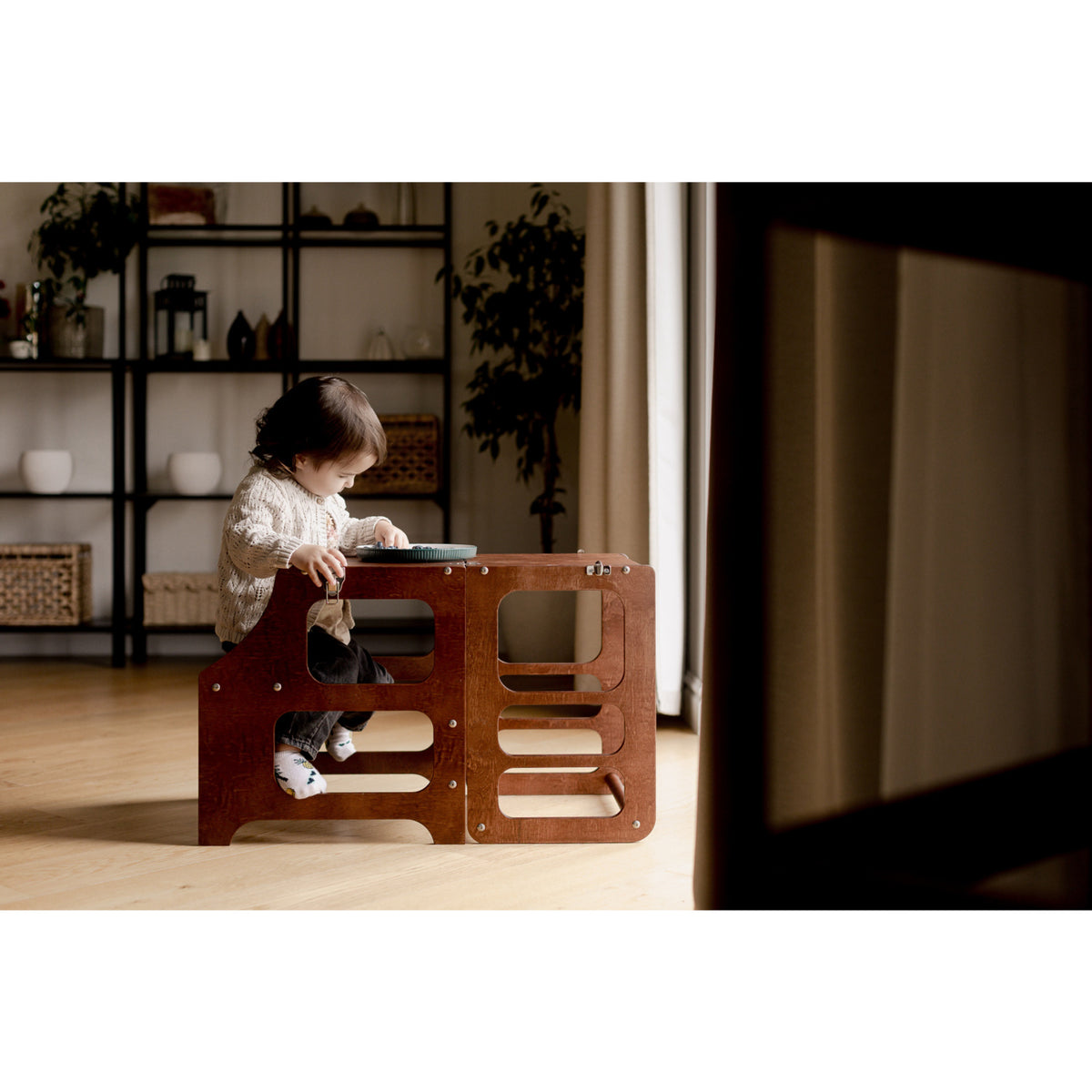 Duck Woodworks Honey Glaze Foldable Tower Stained