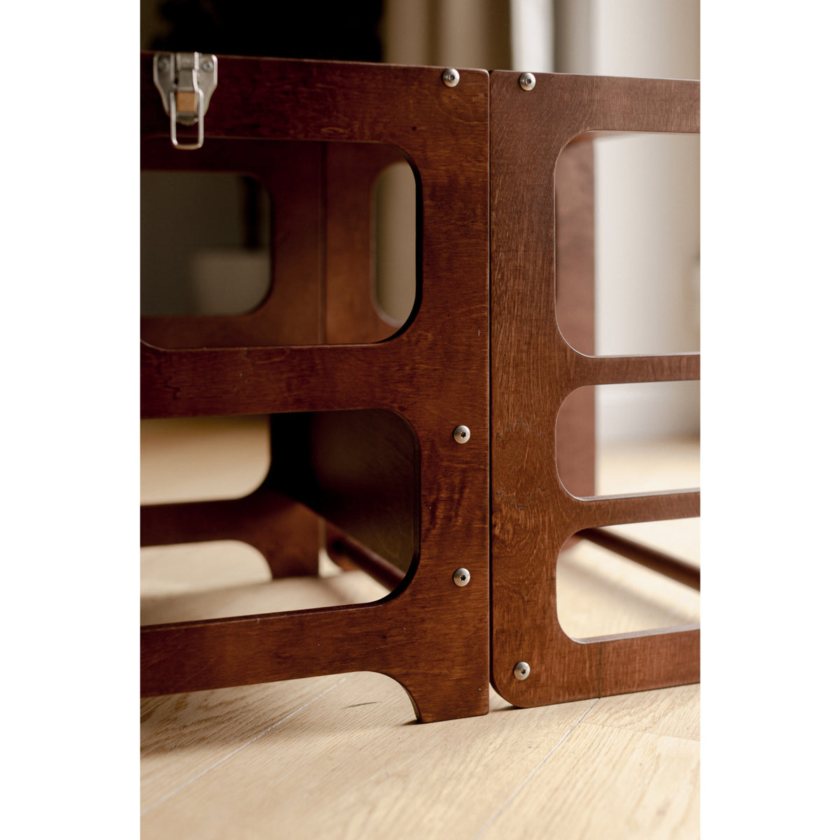 Duck Woodworks Honey Glaze Foldable Tower Stained
