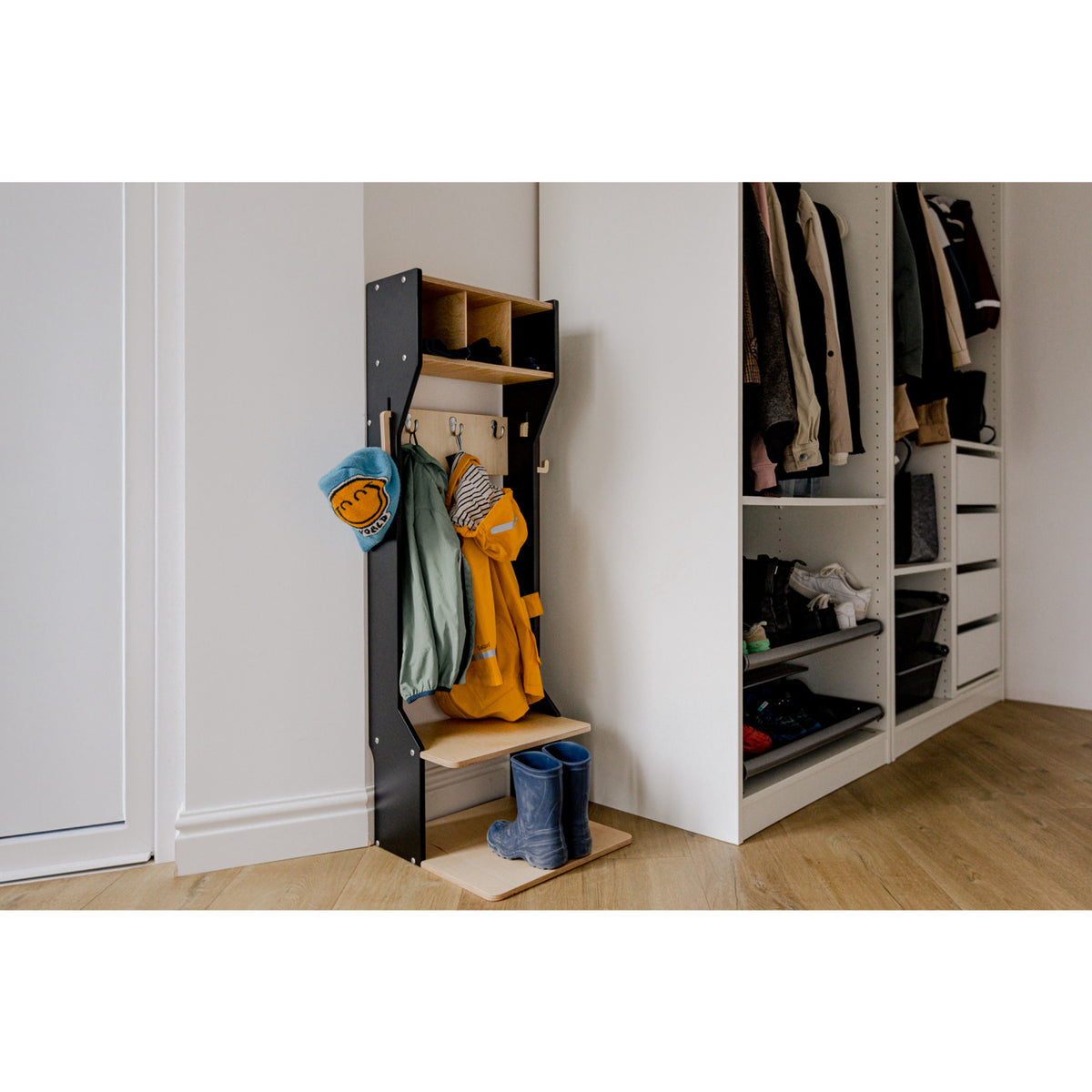 Duck Woodworks Black Wardrobe Outerwear