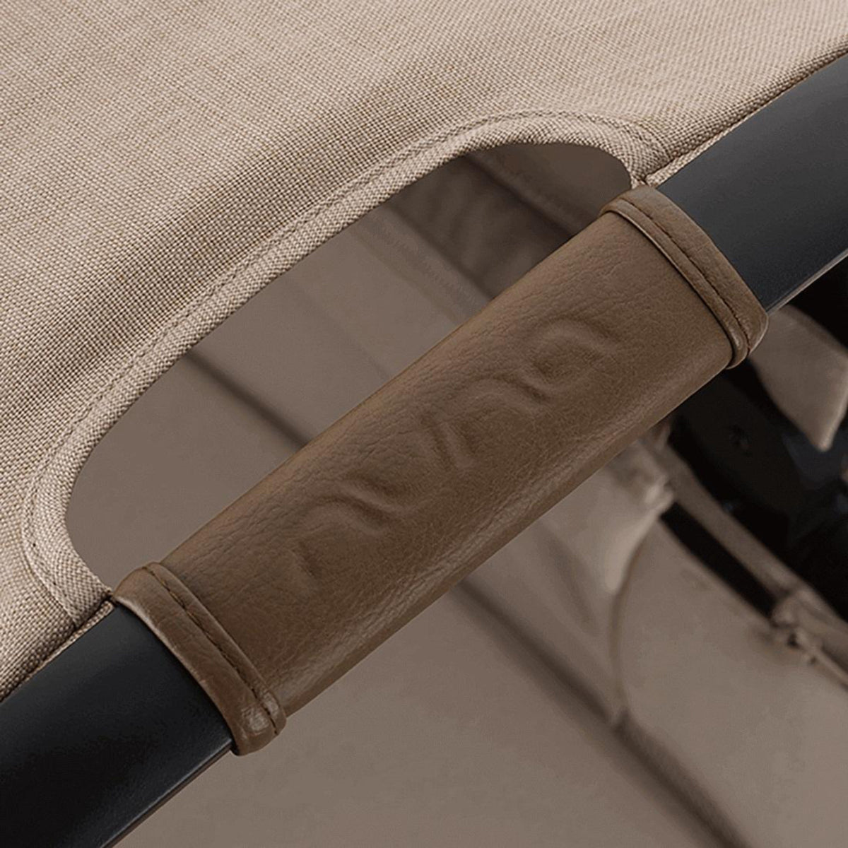 Nuna Cosmopolitan Demi Next Carry Cot W/rc