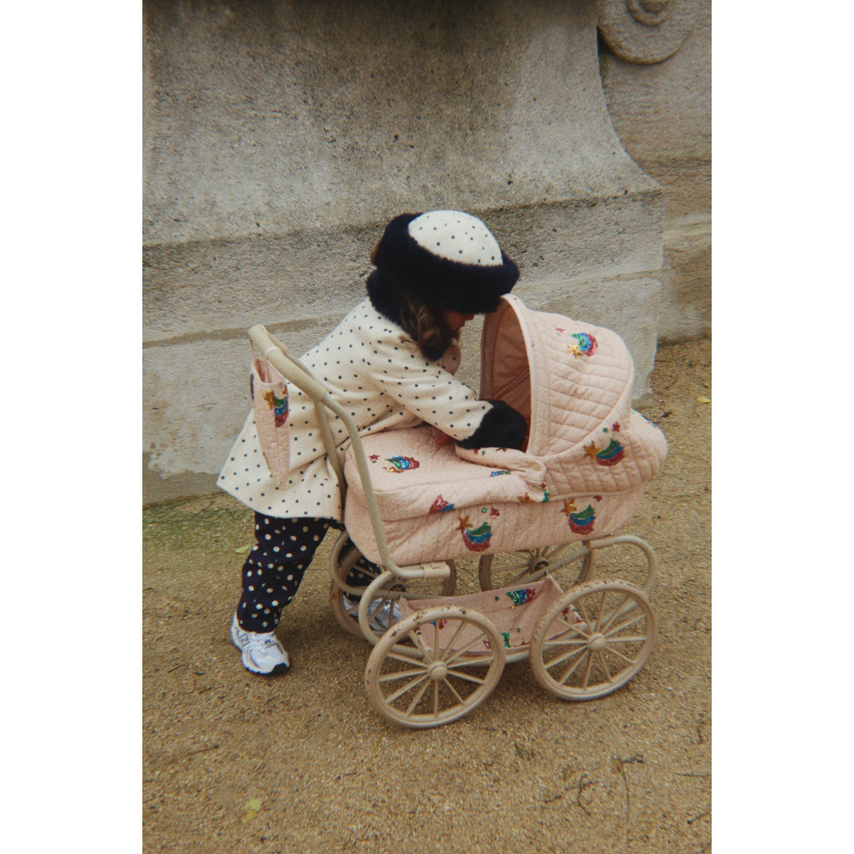 Konges Sløjd Rainbow Star Minnie Tulle Doll Pram
