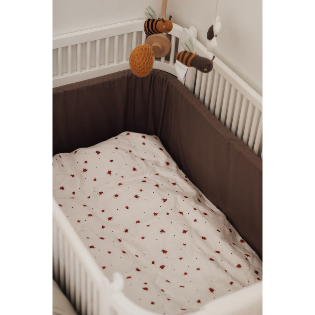 Vanilla COPENHAGEN Wood Bed Bumper Cot