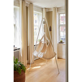 MEMBANTU White Cradle Stand Premium