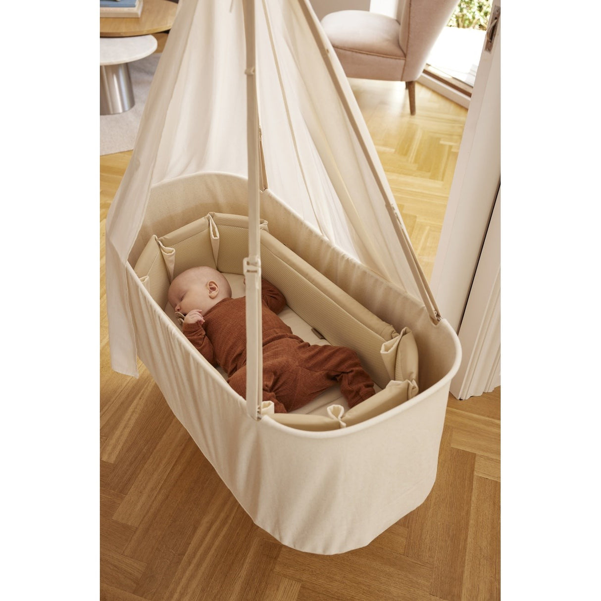 MEMBANTU Nature Baby Cradle