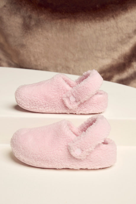 Crocs Pink Milk Classic Cozzzy Slipper