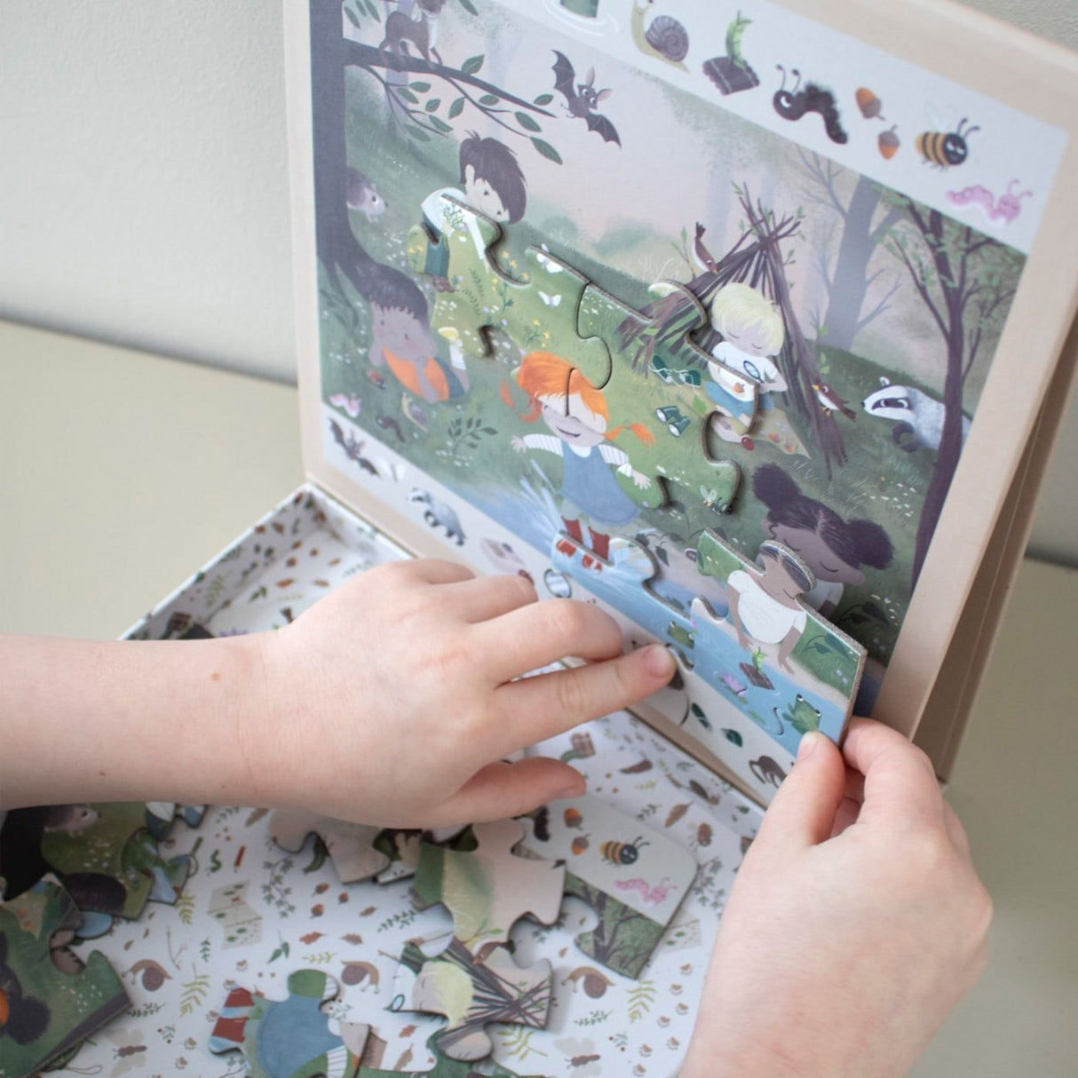 FILIBABBA Magnetic Game Jigsaw Puzzle "Adventure in the Forest"