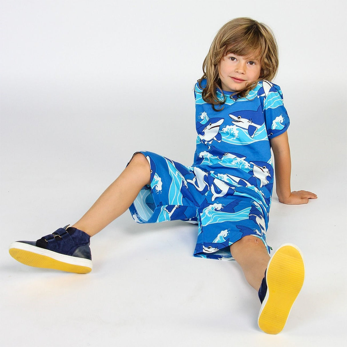 Småfolk Brilliant Blue Shorts With Sharks 3