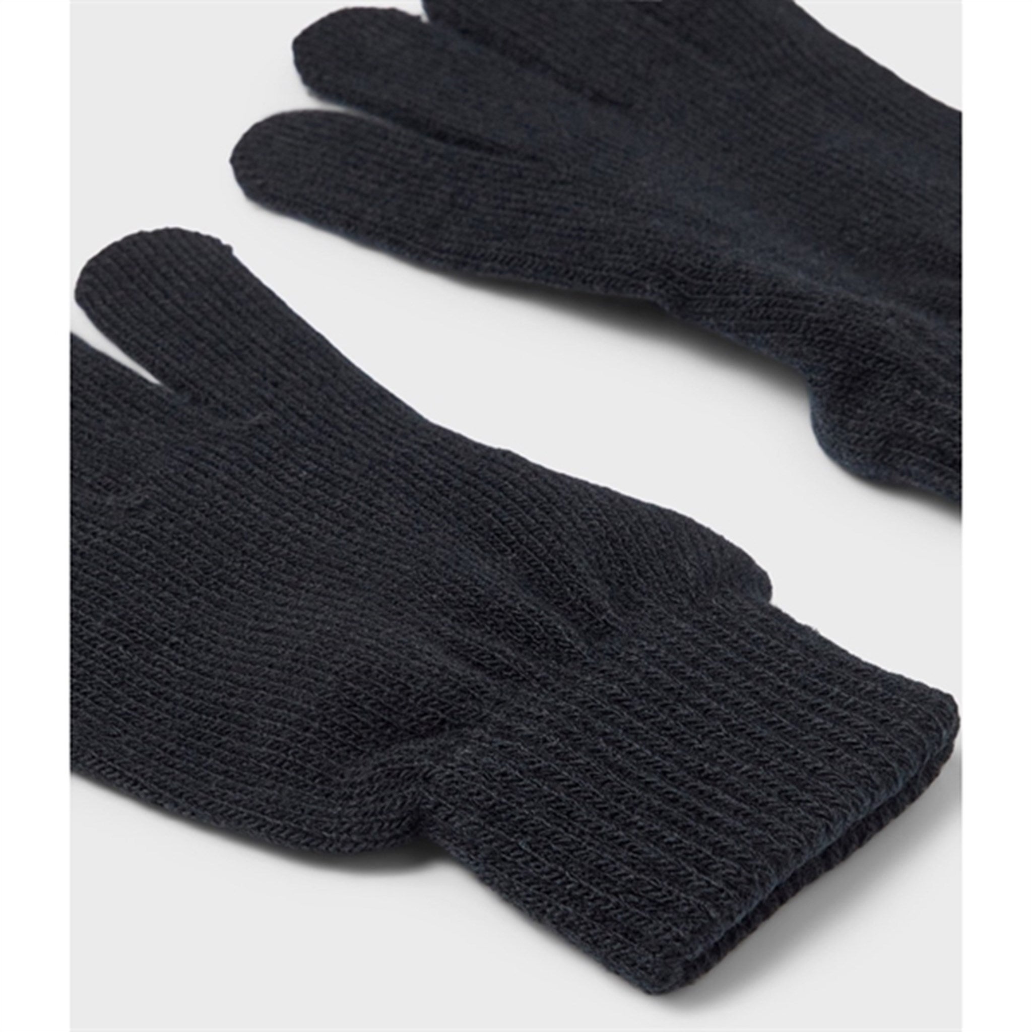 Name it Black Magic Gloves 3